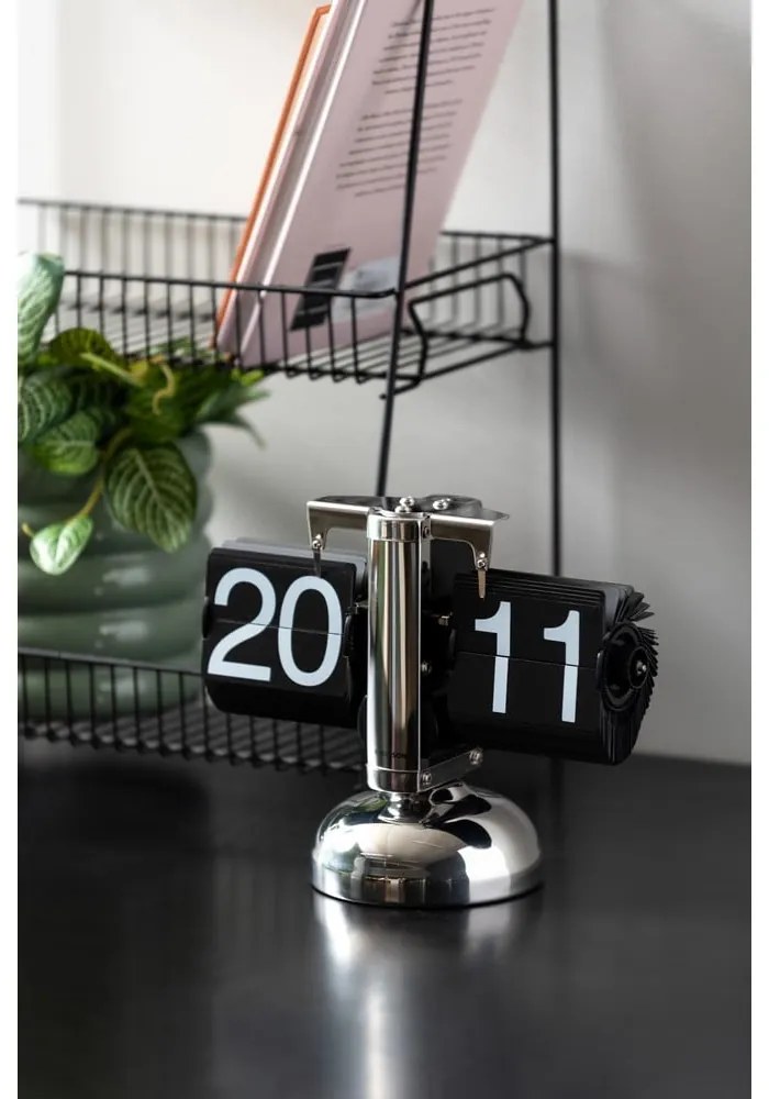 Digitálne stolové hodiny Small Flip – Karlsson