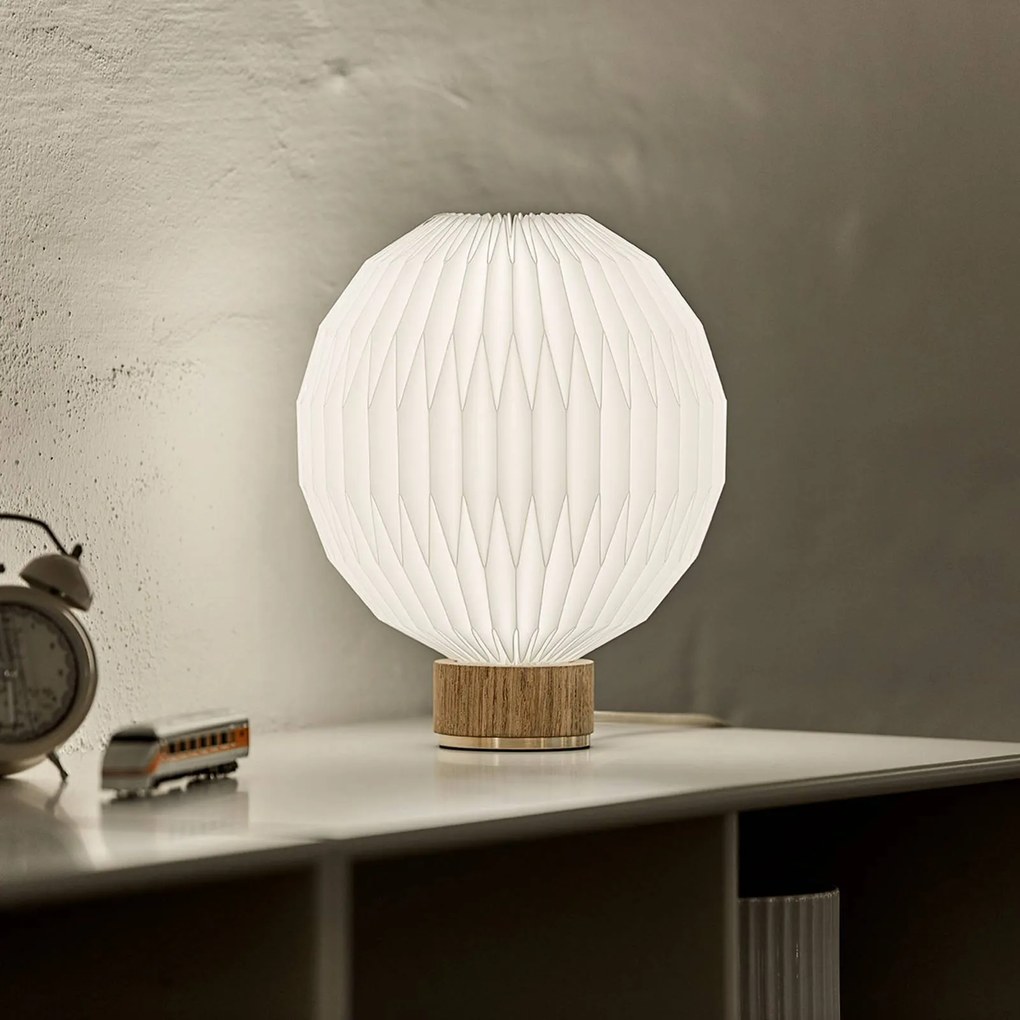 LE KLINT 375 stolná lampa plastové tienidlo 25 cm