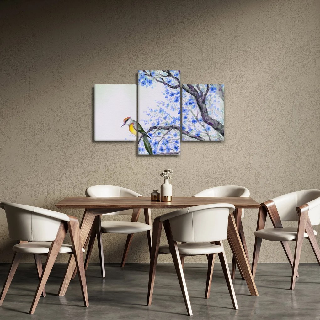 Obraz - Vtáčik na strome s modrými kvetmi (90x60 cm)