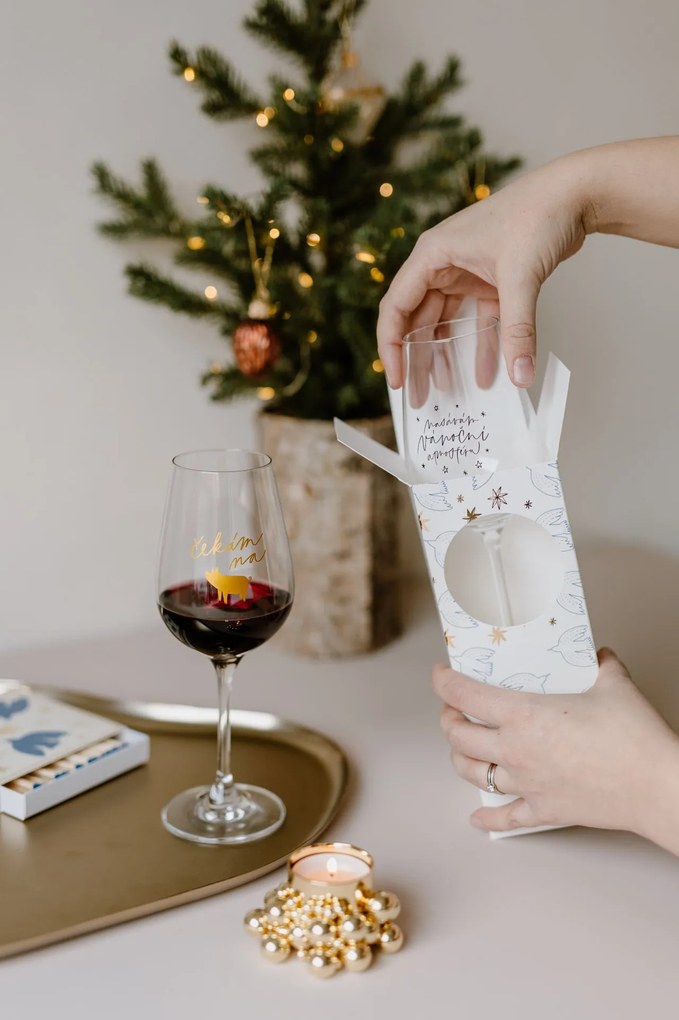 Bella Rose Pohár na víno Čakám na zlaté prasiatko + vianočná krabička CZ