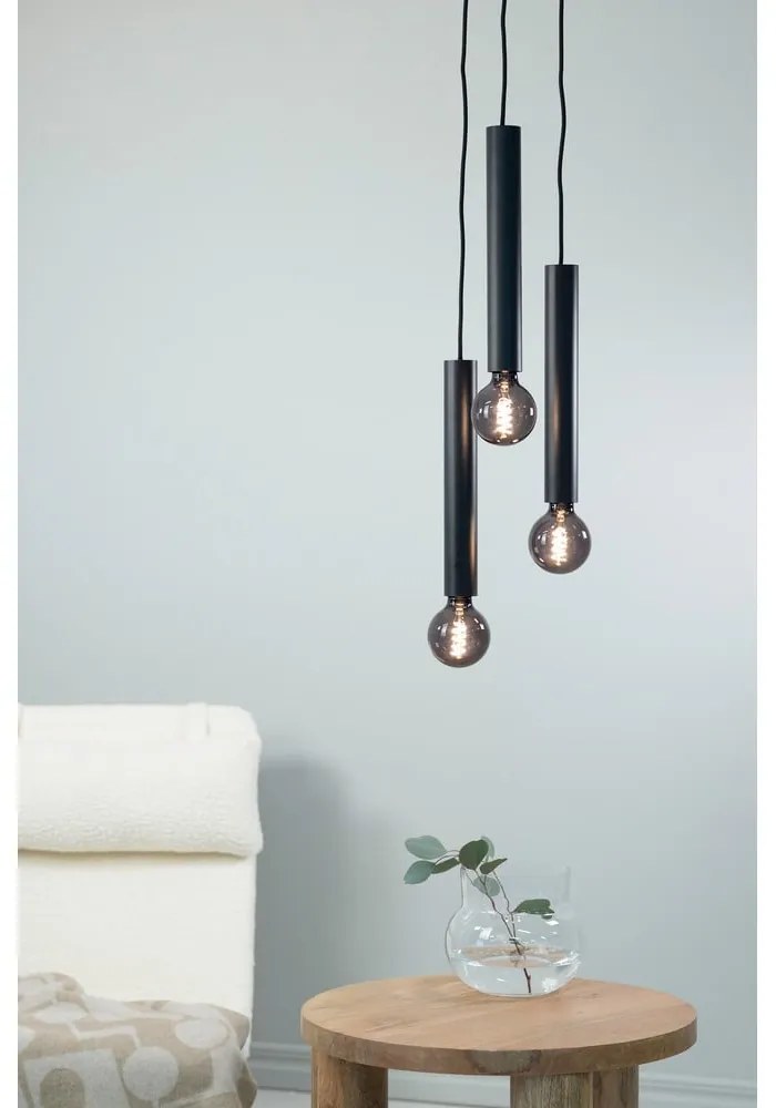 Čierne závesné svietidlo s kovovým tienidlom 25x25 cm Sencillo - Markslöjd