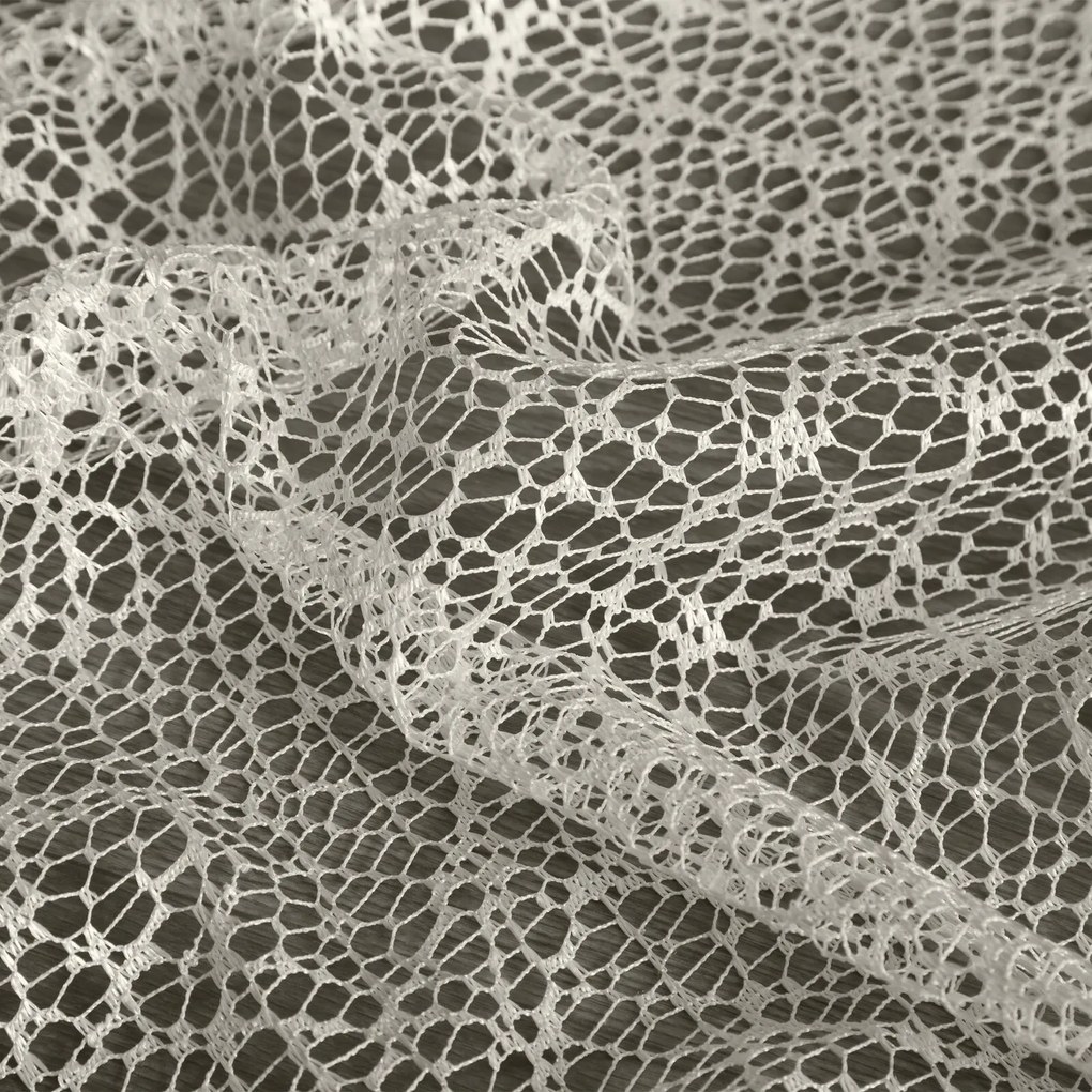 ZÁCLONA NA KRÚŽKOCH AMANDA 140X250 CM KRÉMOVÁ