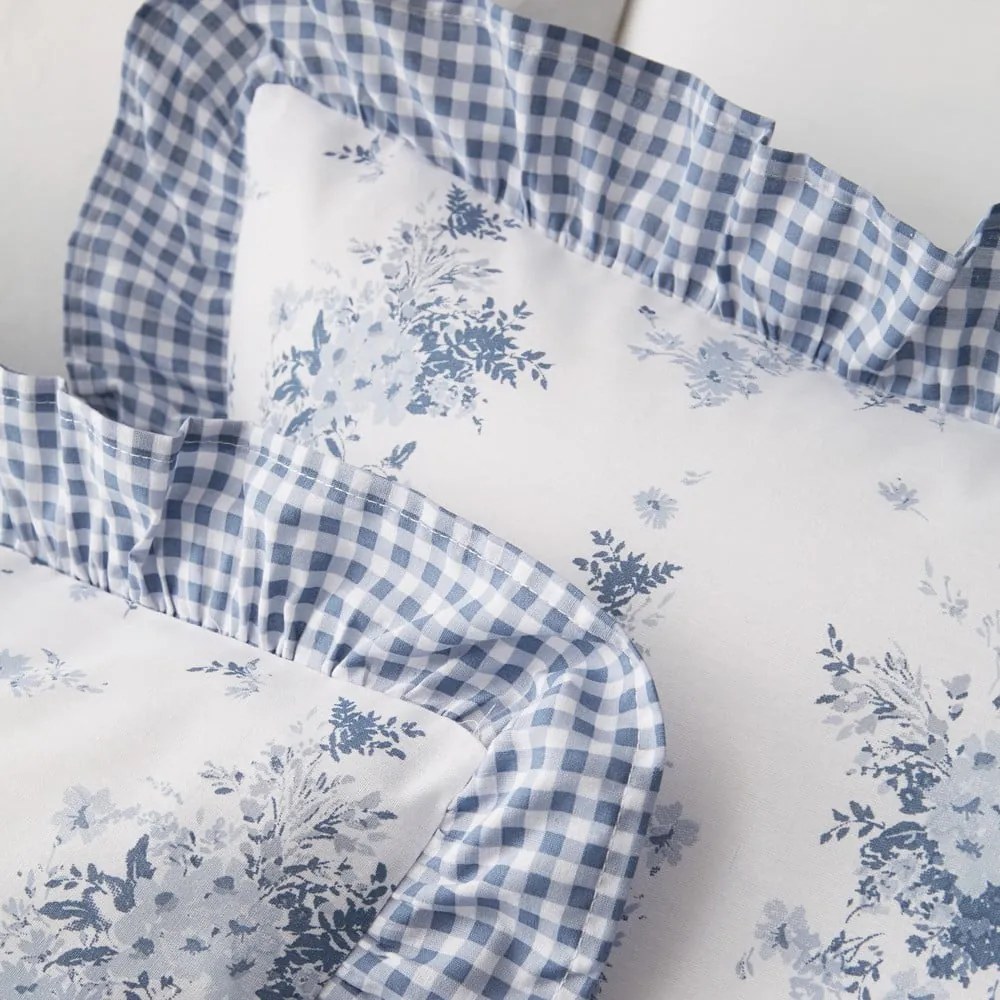 Bielo-modré obliečky na jednolôžko 135x200 cm Lucie Floral Frill – Catherine Lansfield