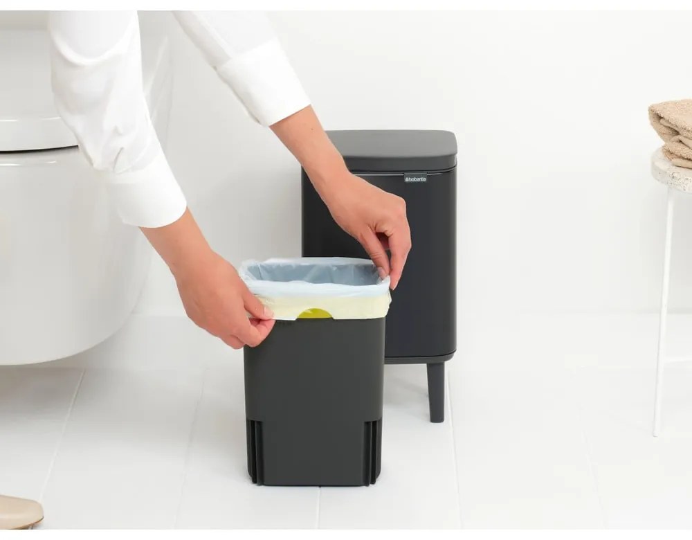 Matne čierny oceľový odpadkový kôš 4 l Bo Hi – Brabantia