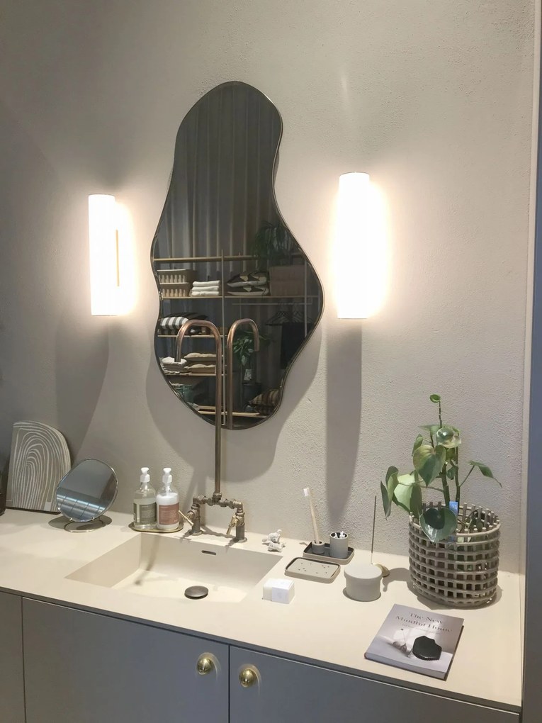 Ferm Living Dizajnové nástenné zrkadlo Pond Brass – large