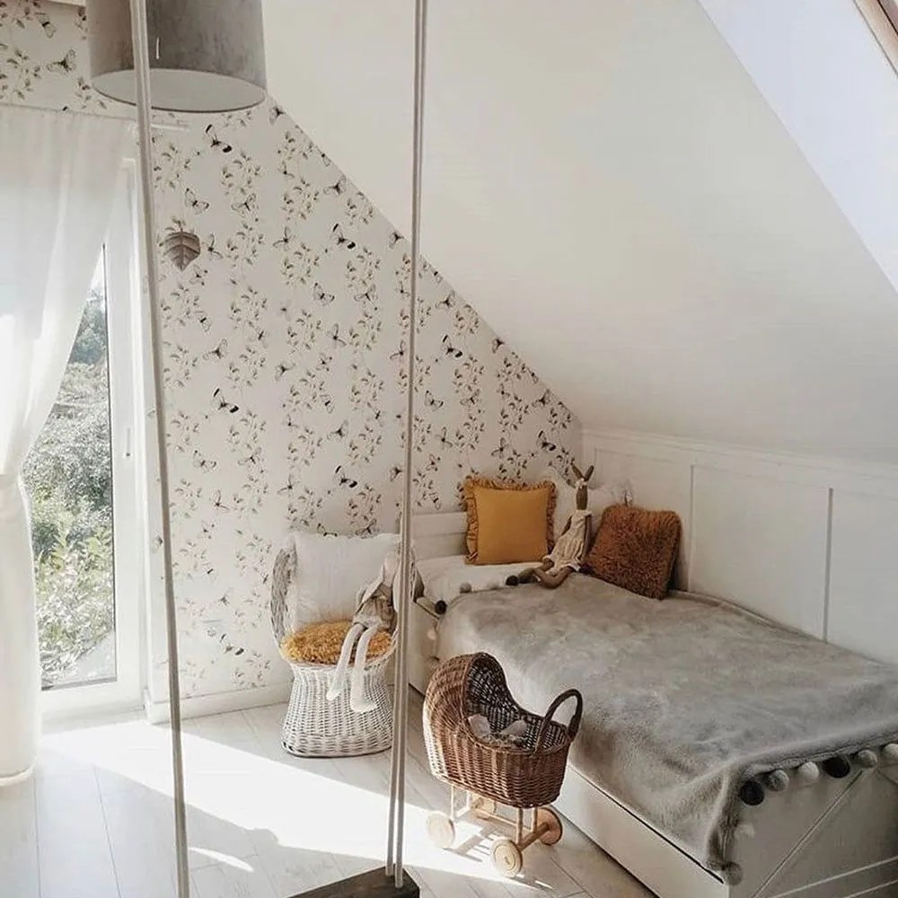 Tapeta motýlia zábava 280x50 cm