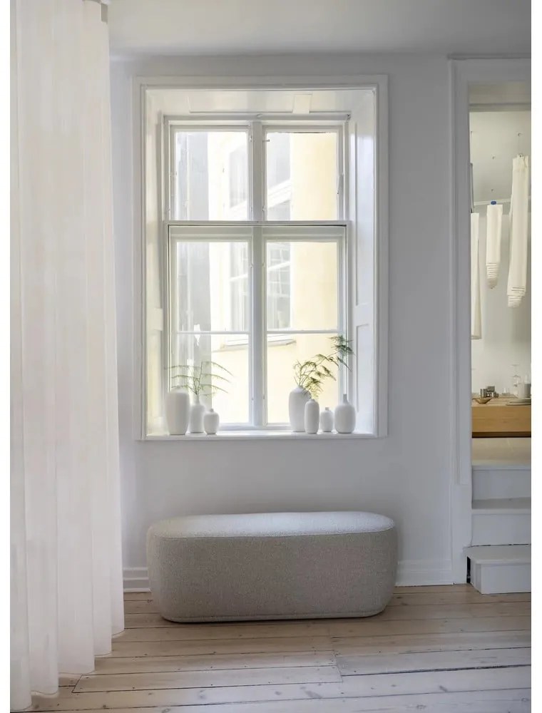 Krémová stolička KUON – Blomus