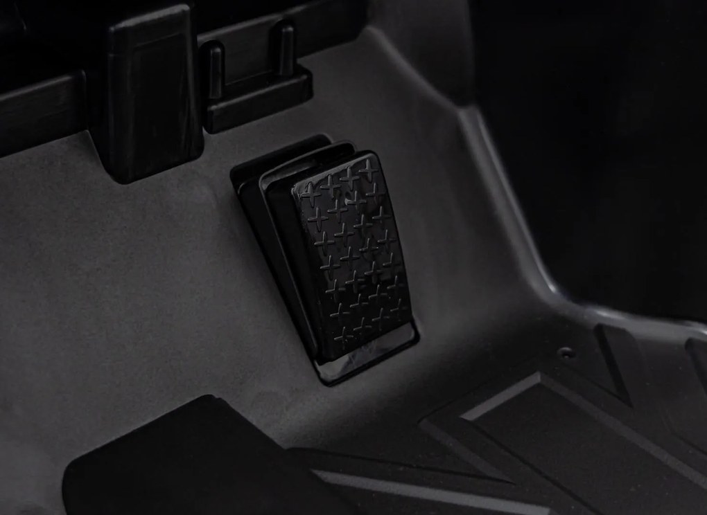 Ramiz Mini Concept Aceman Čierne vozidlo