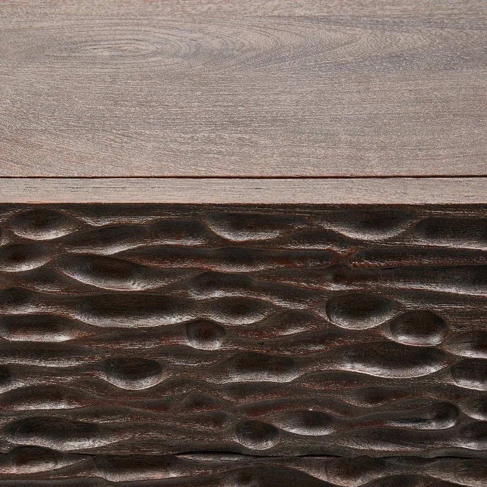 Tmavohnedý nočný stolík z mangového dreva Crumble – WOOOD