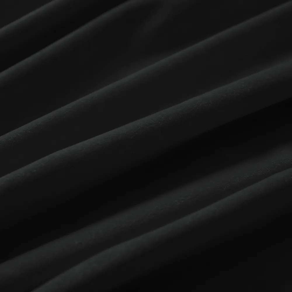 Biante Zamatový okrúhly obrus Velvet Premium SVP-014 Čiernozelený Ø 120 cm