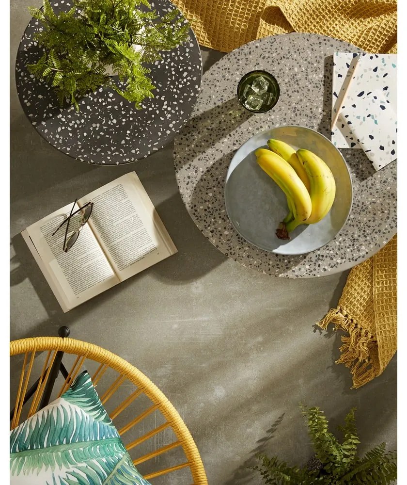 Okrúhly záhradný stolík s terrazzo doskou ø 40 cm Melano – Kave Home