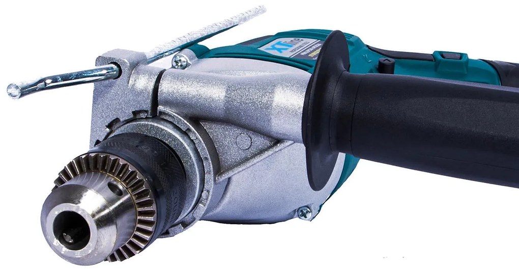 XTline Vŕtačka s príklepom 900W