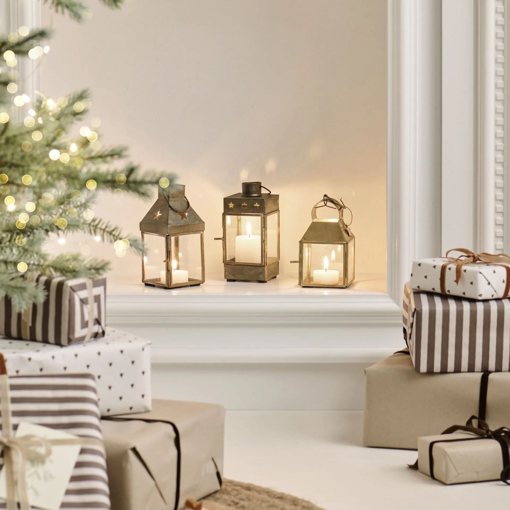 Ib Laursen Lampáš Stars in Roof