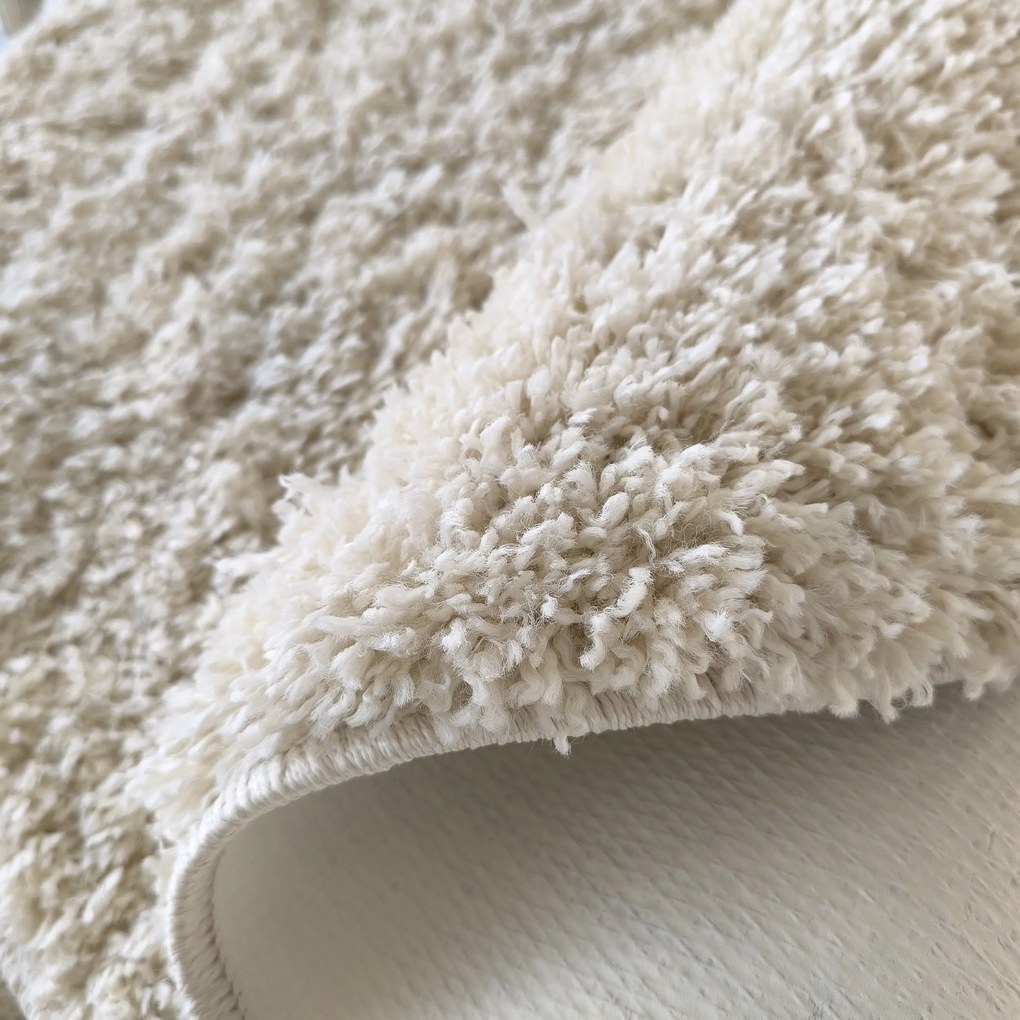 DY Krémový okrúhly shaggy koberec Camel Rozmer: 120 cm