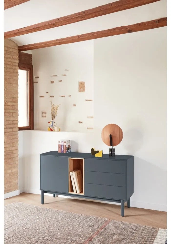 Tmavosivá nízka komoda 137x76 cm Corvo - Teulat