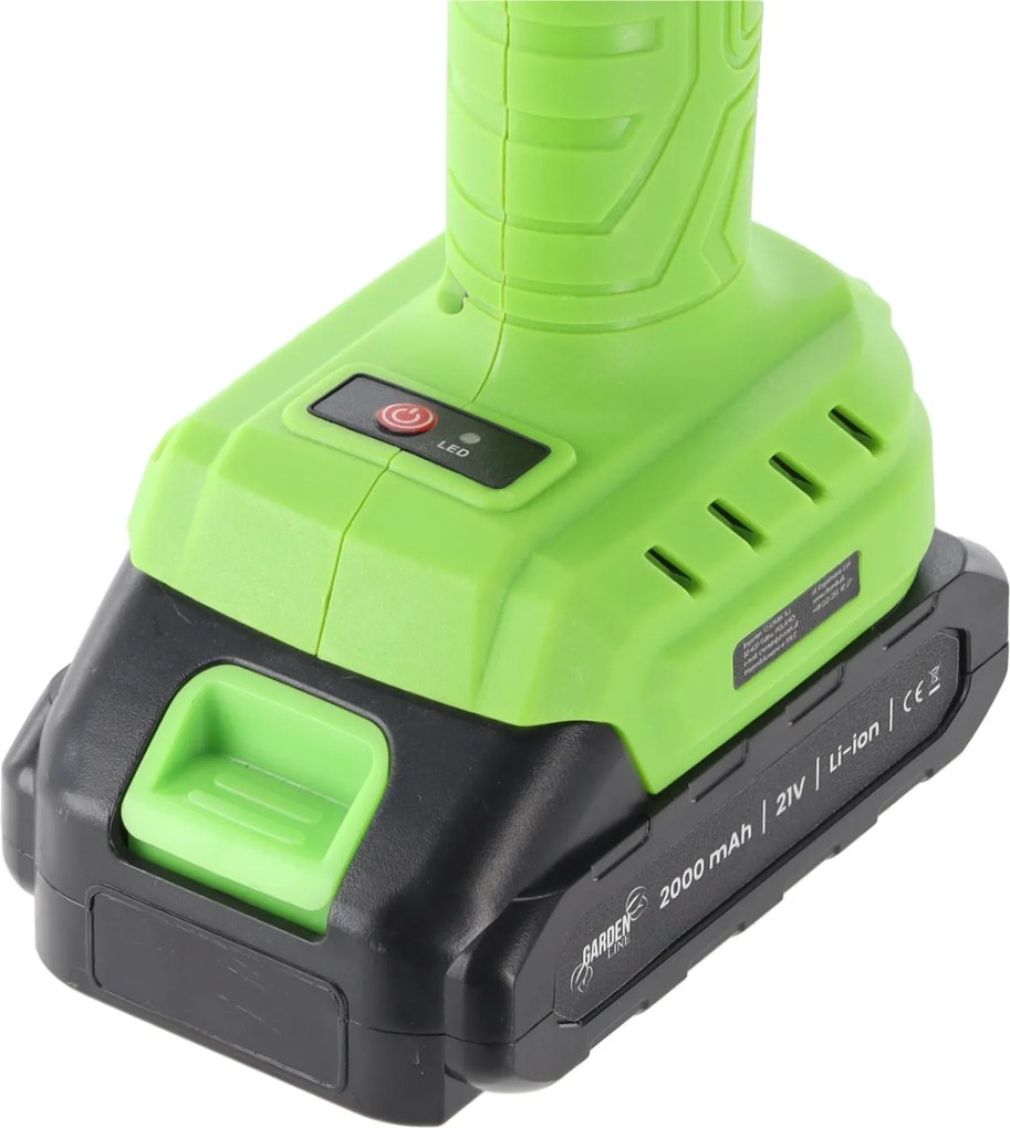 AKUMULÁTOROVÉ NOŽNICE NA STRIHANIE 30 MM 600 W 21 V