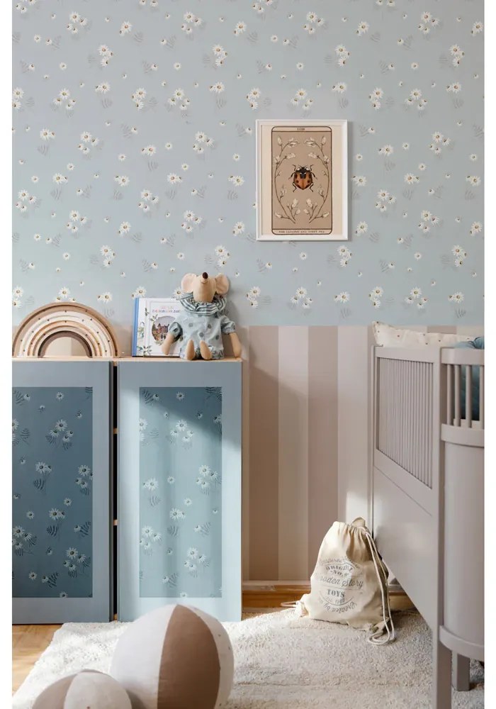 Tapeta harmanček modrá s pruhmi 280x100 cm