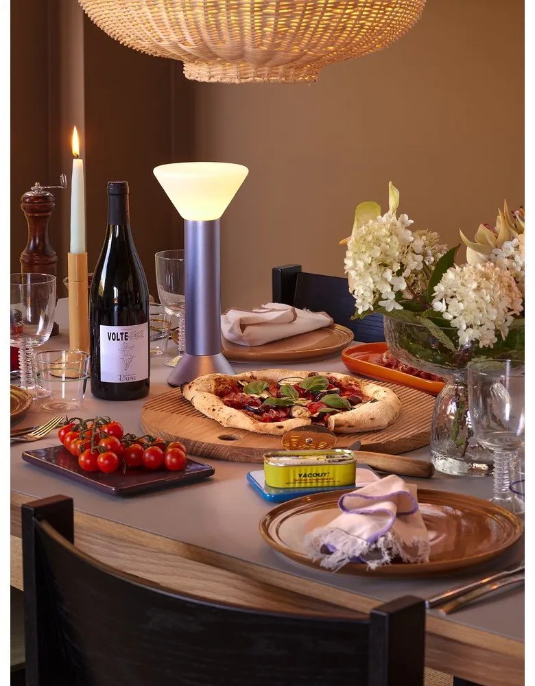 Fialová stmievateľná stolová lampa (výška 30 cm) Flash – Hübsch