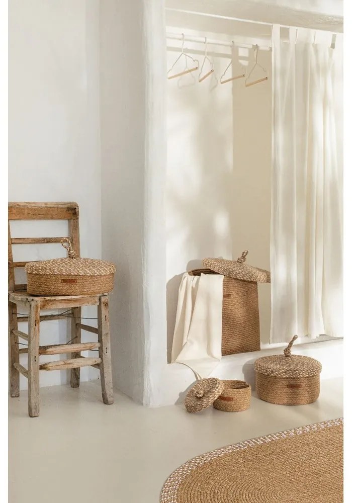 Béžový látkový úložný box s vekom 36x45x50 cm – Mioli Decor