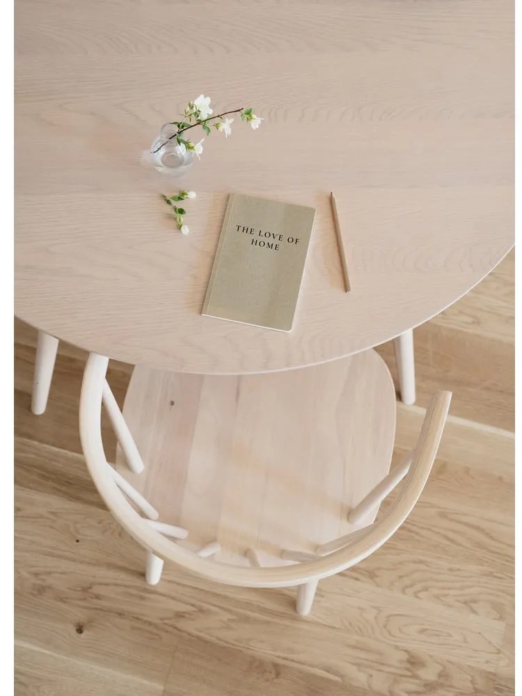 Okrúhly jedálenský stôl s doskou v dubovom dekore 115x115 cm Yumi - Rowico