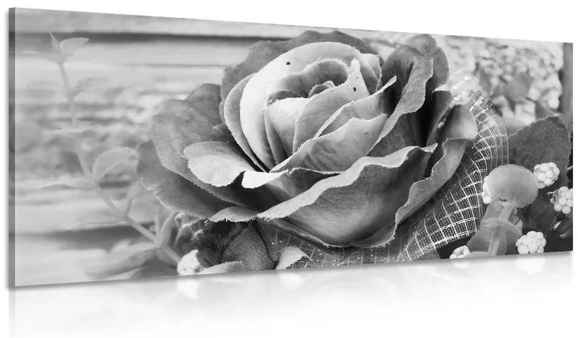 Obraz elegantná vintage ruža v čiernobielom prevedení - 120x60