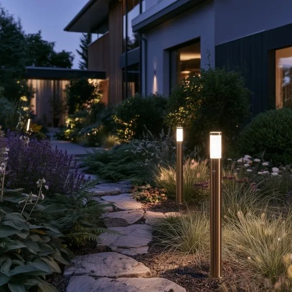 BRILAGI - Vonkajšia lampa so senzorom ELIA 1xE27/20W/230V IP44 100 cm chróm