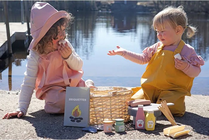 Drevený grilovací kôš pre deti JaBaDaBaDo – grilovací set 3+