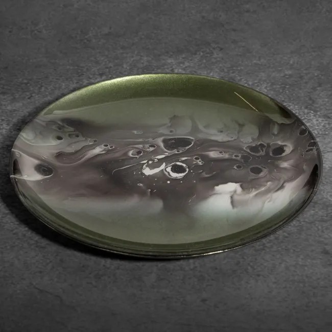 Dekoračný tanier SABA 02 zelený / oceľový