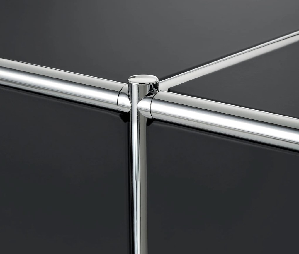 Kovová odkladacia skrinka »CN3« s nastaviteľnými výklopnými priehradkami, čierna