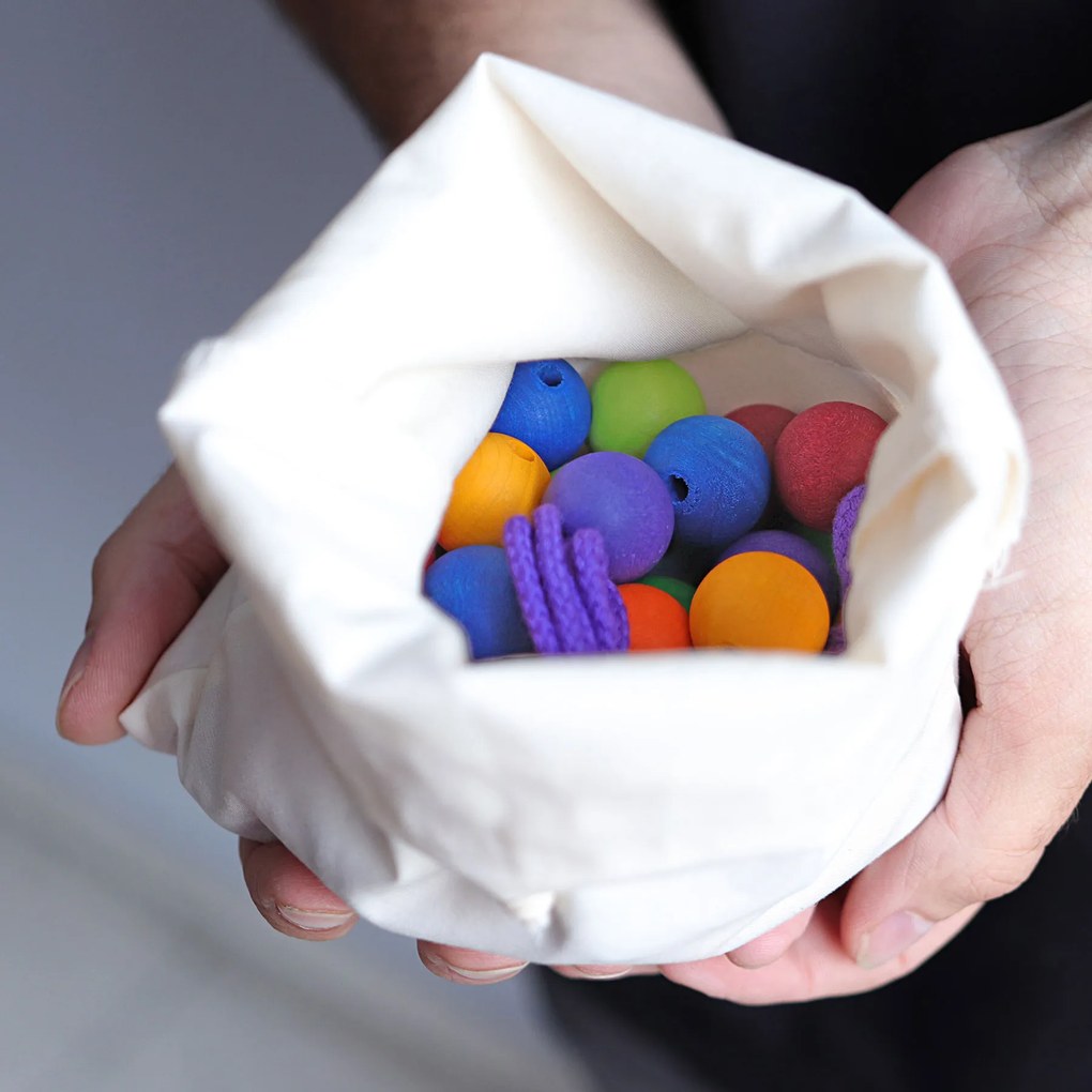 Grimm's - Farebné drevené koráliky - 55 ks