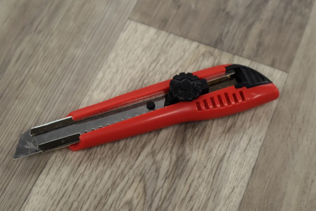 PVC podlaha - lino Logitex Ultimate 55 Tavel T81, na mieru, šíře 2m,4m, šedá, filc, chodba / predsieň, IVC Commercial