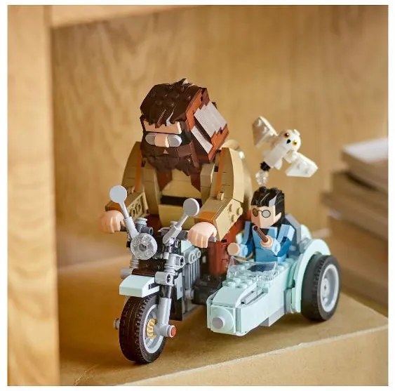 Lego®  Harry Potter™ 76443 Hagrid™ a Harry na motorke  (100396782)