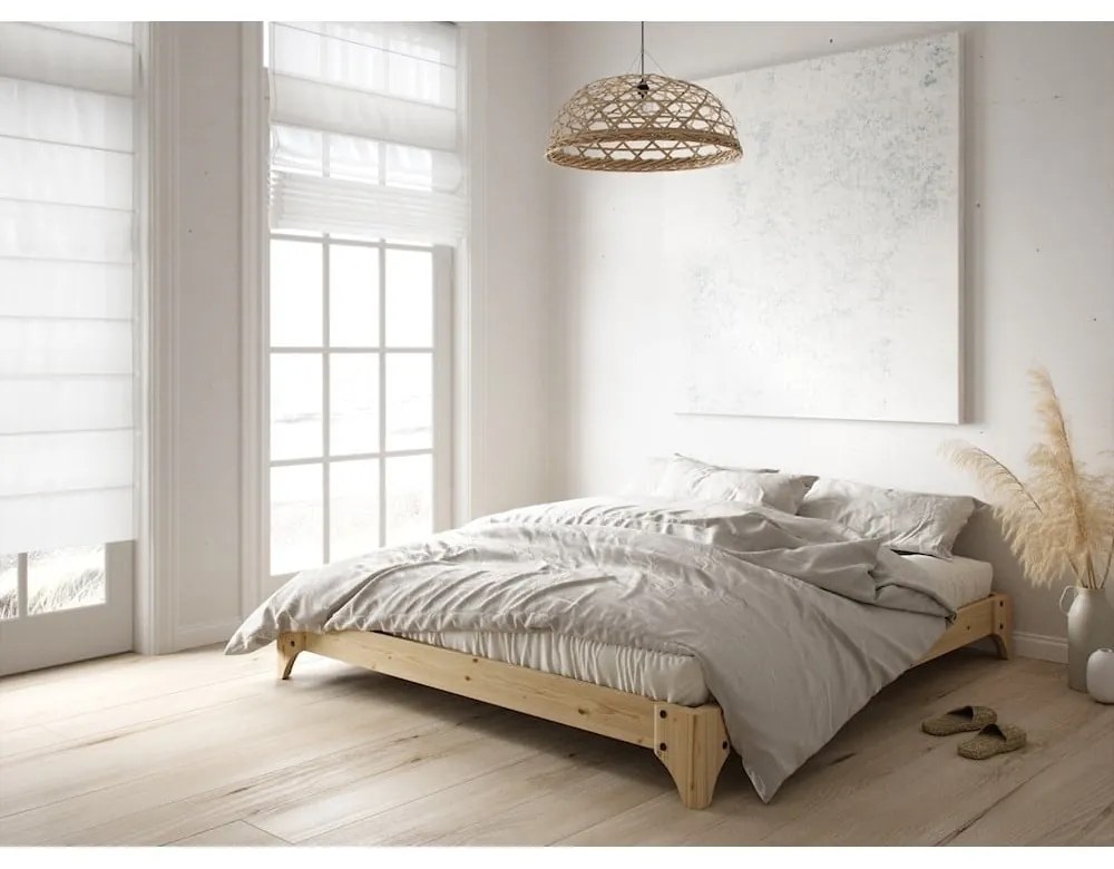 Dvojlôžková posteľ z borovicového dreva s roštom 160x200 cm Elan – Karup Design