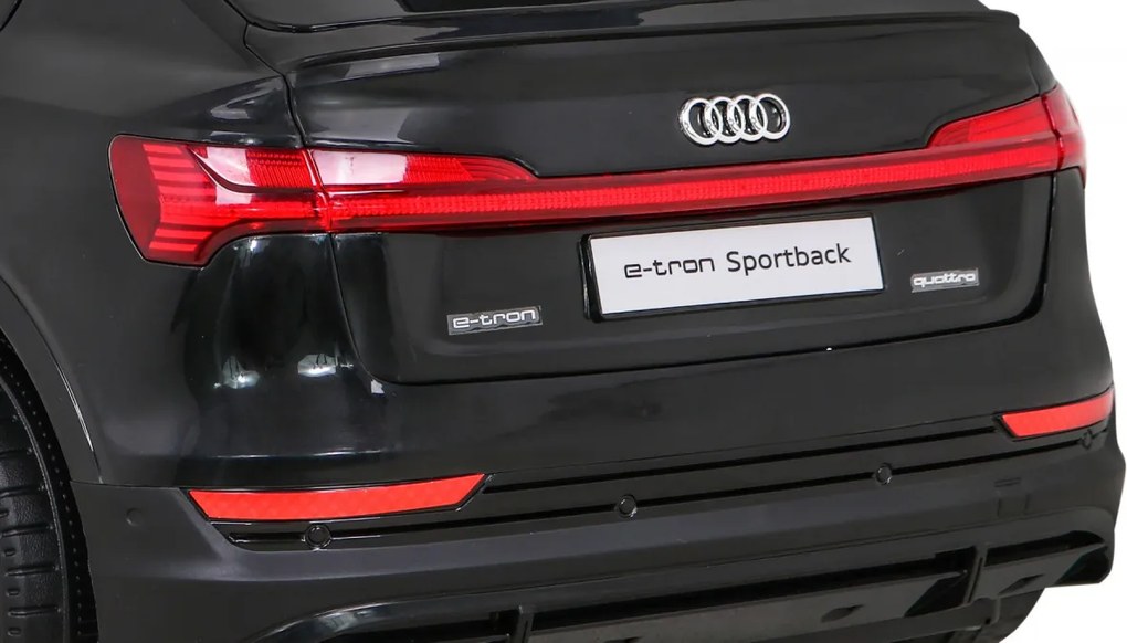 Ramiz Audi E-Tron Sportback pre deti čierne + na diaľkové ovládanie + pohon 4x4 + pomalý štart + rádio MP3 + LED