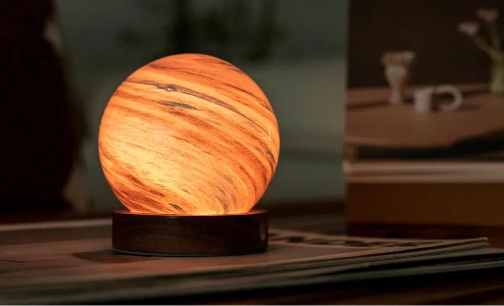 Hnedá/tmavo prírodná svetelná dekorácia na USB ø 8 cm Polar Cloud – Gingko