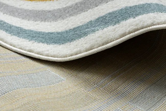 Koberec FUSION Shape 5711 biely / tmavozelený ovál