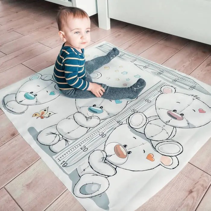 Detský meter na stenu - Medvede