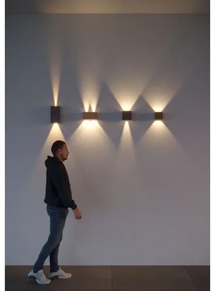 Redo 90304 - LED Vonkajšie nástenné svietidlo VARY 4xLED/5W/230V 3000K IP54 hnedá