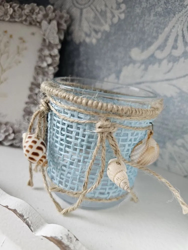 Sklenený svietnik s modrým lykom a mušľami Sea - Ø 8*8cm