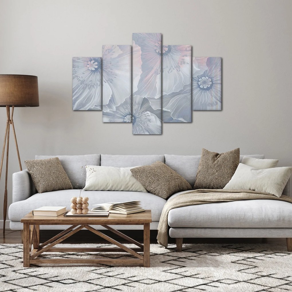 Obraz - Modré kvety na stene (150x105 cm)