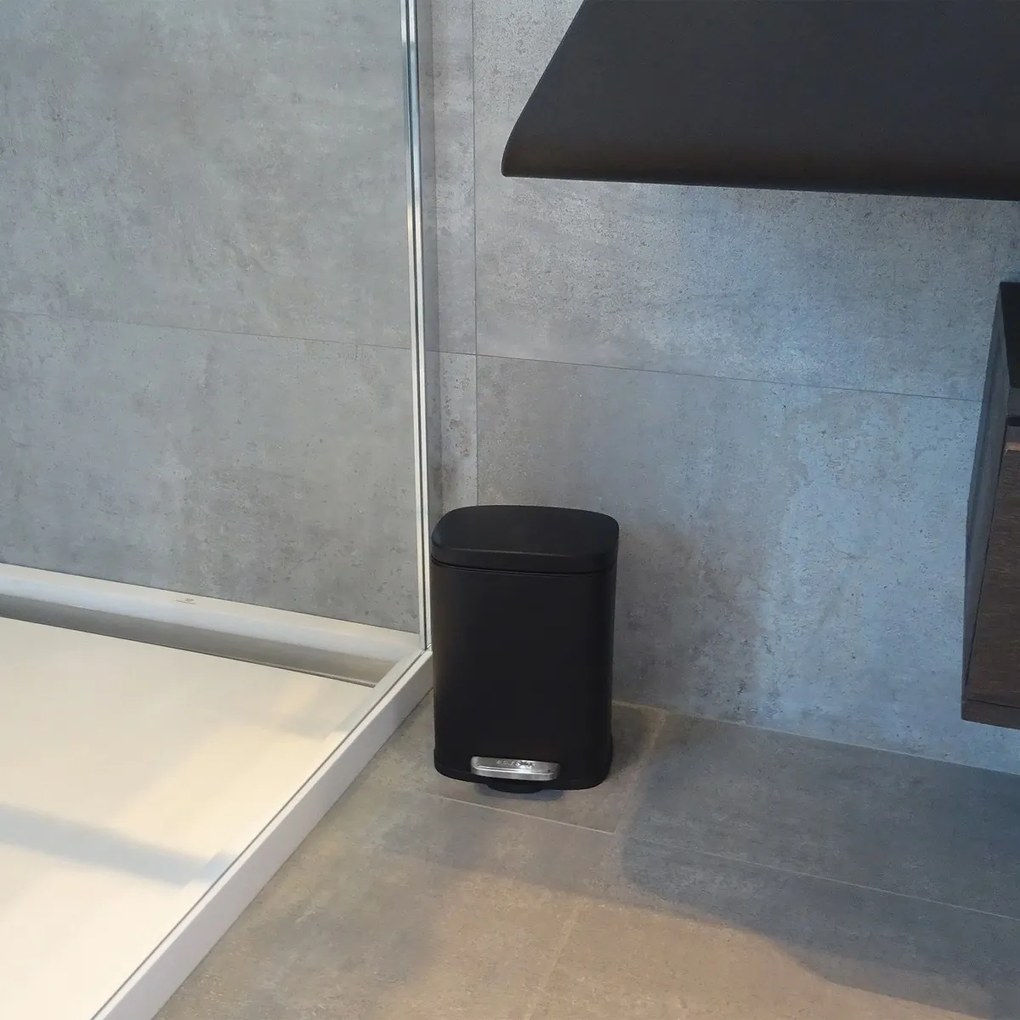 Spirella Pedálový odpadkový kôš soft-close Akira 12 l, matná čierna, 12 l