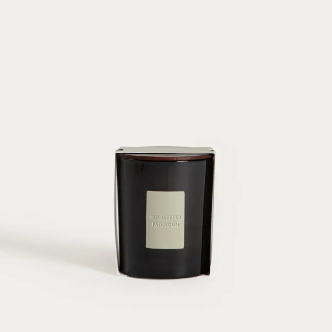 Sviečka URBAN LEATHER Eucalyptus Patchouli 781339