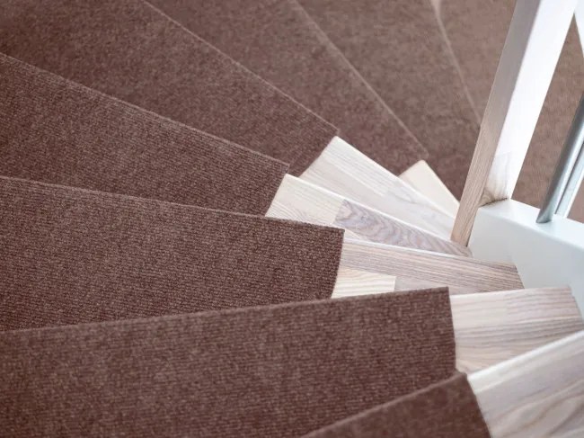 Nášľap na schody STEPI tmavobéžový (15 ks)