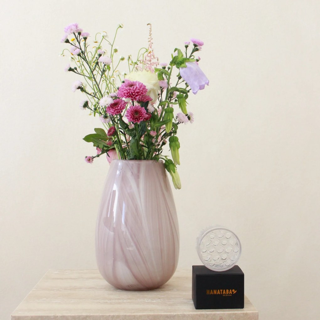 Bloomingville Exkluzívny set: váza Ennis Rose + aranžovací krúžok Hanataba