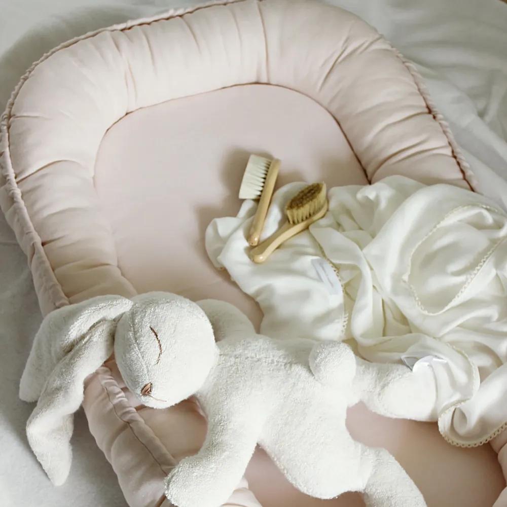 Cotton &amp; Sweets Ľanové hniezdo pre bábätko púdrovo ružová