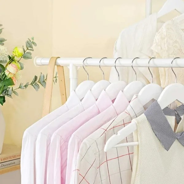 Stojanový vešiak LINEA biely