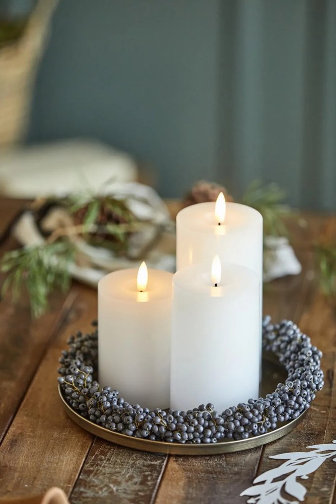 IB Laursen LED stĺpová sviečka WARM FLAME SL 12,5 cm biela