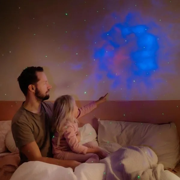 Retlux - LED detský projektor 230 V astronaut 12,5 cm s diaľkovým ovládaním