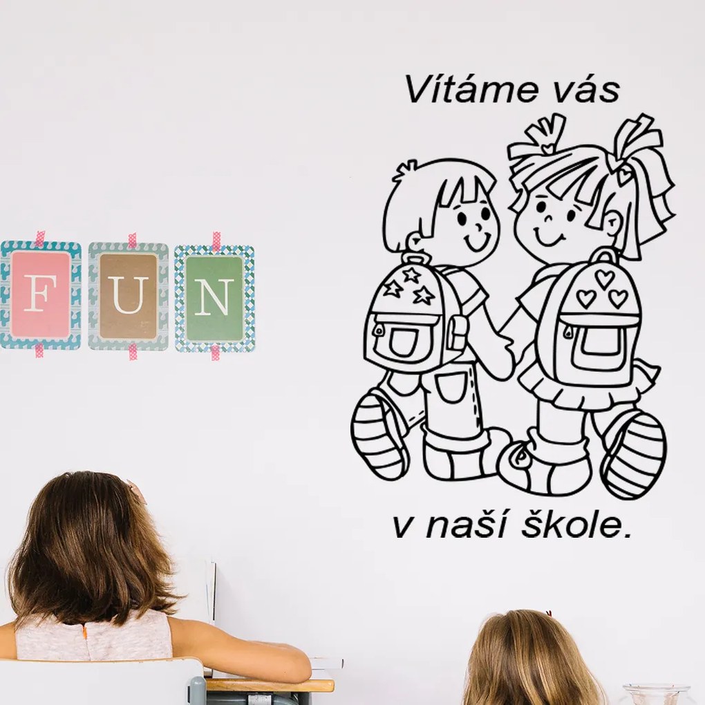 Veselá Stena Samolepka na stenu na stenu Vítame Vás v našej škole Farba: čierna