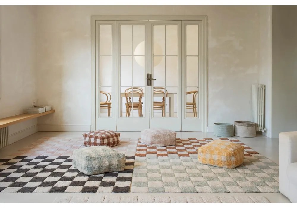 Svetloružovo-krémový prateľný ručne tkaný bavlnený koberec 120x160 cm Kitchen Tiles Rose – Lorena Canals